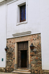Fototapeta na wymiar Doorway of Basilica of the Holy Sacrament in Colonia del Sacramento, Uruguay