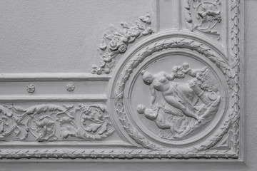 The old gypsum rosette on the celling.