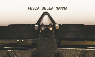 Festa della mamma, Italian text for Mother's Day on vintage type writer from 1920s