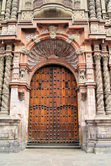 Fototapeta na wymiar Arequipa - Church Door