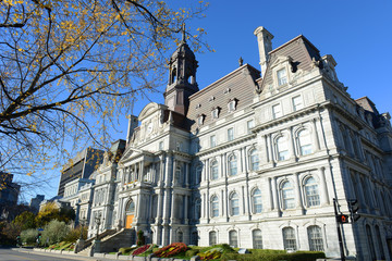Obraz premium Montreal city hall is a French Empire style building in old town Montreal, Quebec, Canada.