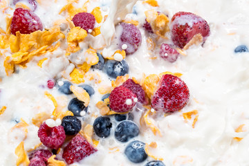 healthy breakfast-cereals with blueberries, raspberries and strawberry.