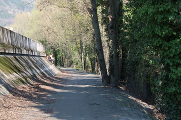 Sentier au bord de l'Isère