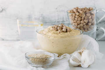 Classic hummus