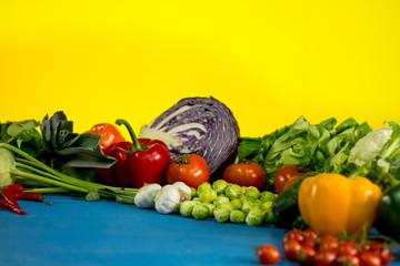 Fototapeta na wymiar Organic vegetables 