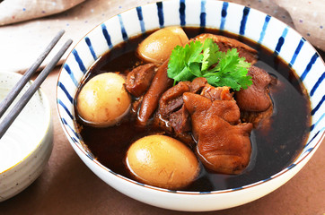 lek pork in five spices stew with eggs 