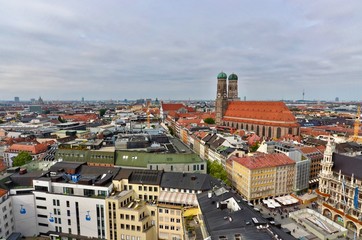 Naklejka na ściany i meble Skyline of Munich featuring Frauenkirche and Neues Rathaus