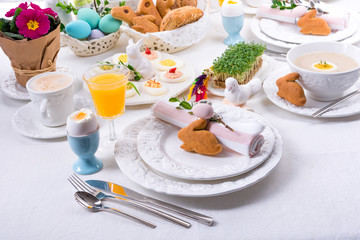 easter table