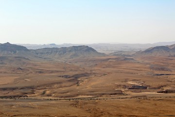 Fototapeta na wymiar Mizpe Ramon lookout to Big Crater in the Desert of Negev, Israel