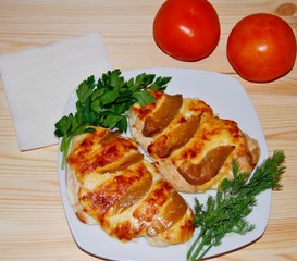 Chicken breast with peaches