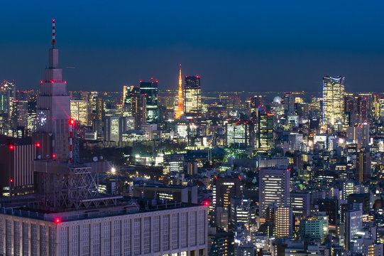 Tokyo skyline at sunset