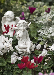 Engel in Blumen