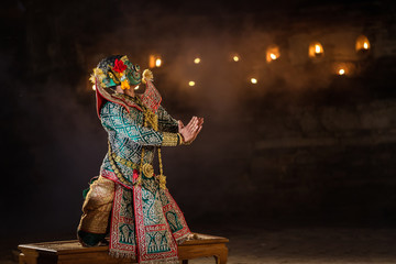 KHON THAI Show the Masked Ramayana story Thai traditional dance with character performance thai dancing in Ayutthaya province,Thailand. Green mask Kumarakorn. © EmmaStock