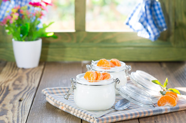 Natural yogurt of mandarins