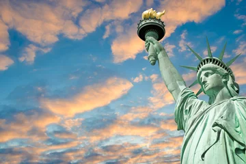 Poster Statue of Liberty, beautiful sky background with copy space, New York, USA © Delphotostock