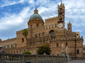 Fototapeta na wymiar View of the the Cathedral of Palermo is an architectural complex in Palermo (Sicily, Italy)
