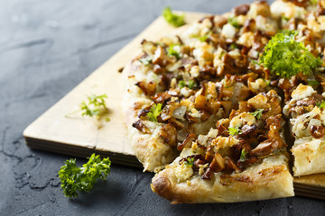 Pizza with mushrooms and herbs