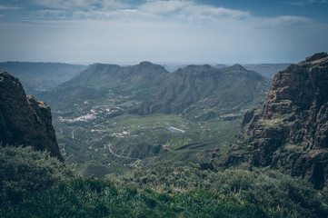 Fototapeta na wymiar central Gran Canaria, view from the top of mountain