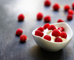 yogurt with raspberries