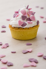 mini tart with pink hearts
