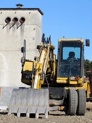 Ruspa sulla cantiere edile