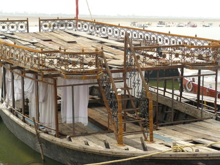 Laundry Barge, Varanasi