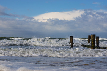 brandung an der ostseeküste