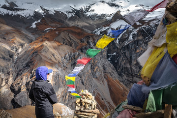 Trekker on Annapurna circuit in Nepal - obrazy, fototapety, plakaty