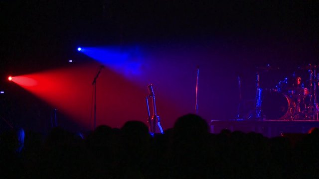 The scene in nght club before show