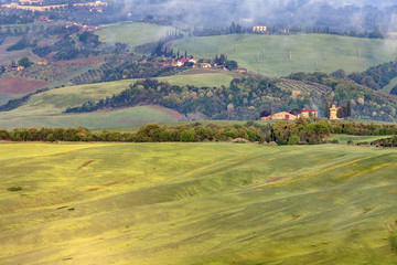 Obraz premium Tuscany landscape seen springtime
