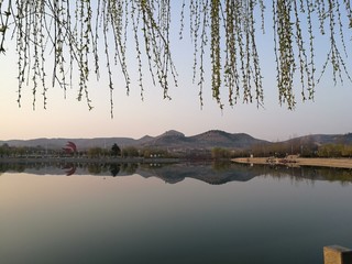 lake and  invert shadow