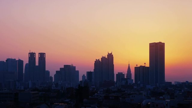 4K 東京タイムラプス　日の出　夜明け　新宿　東京都庁　新宿高層ビル群　長時間撮影