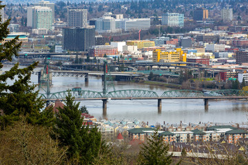 Hawthorne Bridge over Willamette River