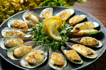 Grilled Mussels