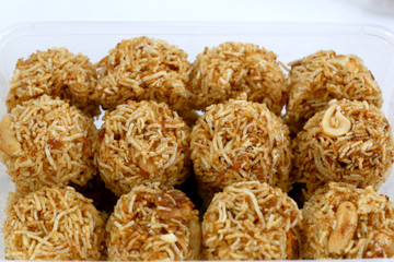 crisp fried rice noodles on background