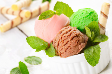 Ice cream balls