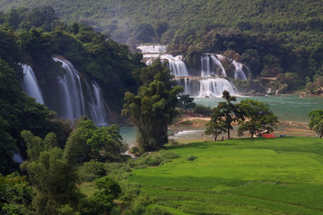  Ban Gioc - Detian waterfall in Cao Bang, Vietnam