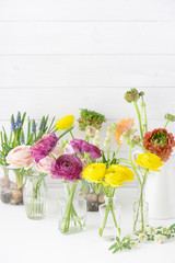 ラナンキュラス　ムスカリ　春の花