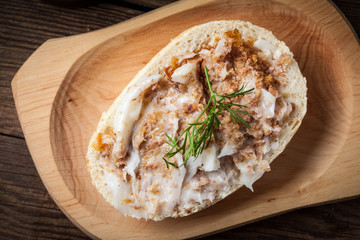 Hearty lard with greaves.