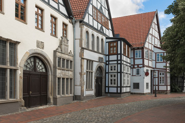 Fototapeta na wymiar Historische Häuserzeile in der Ritterstraße, Minden, Deutschland