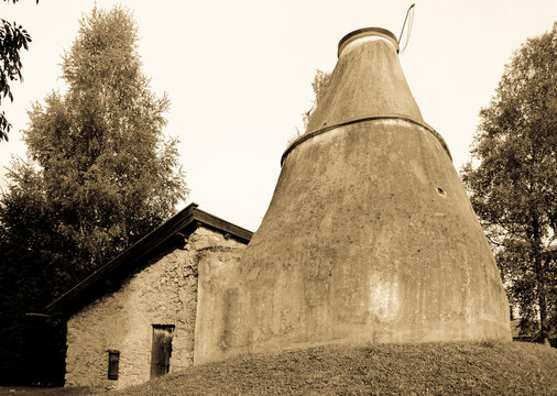 Old Lime Kiln