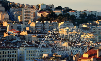 Blick ins Hafenviertel von Marseille