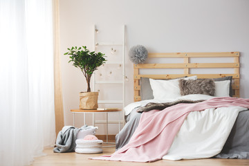 Cozy bedroom design