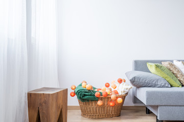 Room with decorative cotton balls