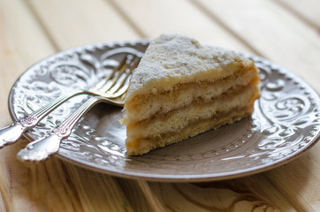 Apple pie with semolina on a vegan