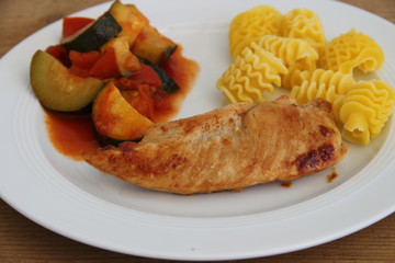 Huhn mit Gem&uuml;se