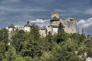Fototapeta na wymiar Castle Niedzica in Poland
