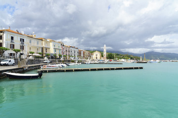 Im Hafen von Scario 