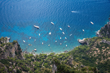 Fototapeta na wymiar Top view of the boats at Capri Island coast