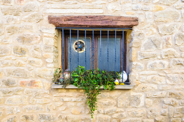 Fototapeta na wymiar Window on a house in Calaceite, Spain